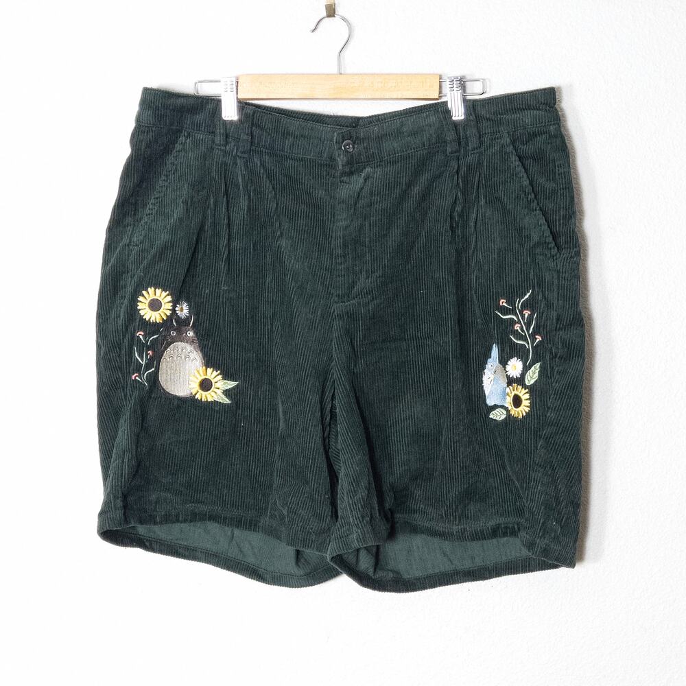My Neighbor Totoro Shorts Size 16 Green Corduroy Embroidered Kawaii